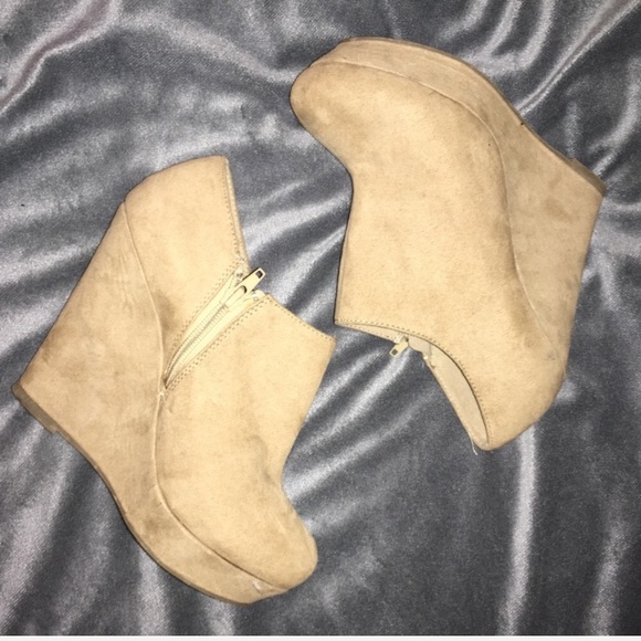 Charlotte Russe Shoes - Tan Wedges